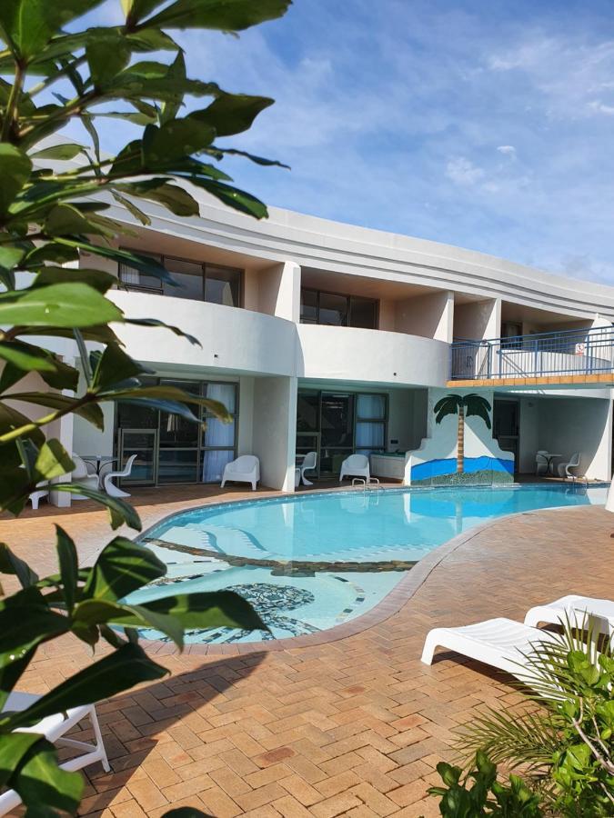 Breakers Motel Уангамата Екстериор снимка